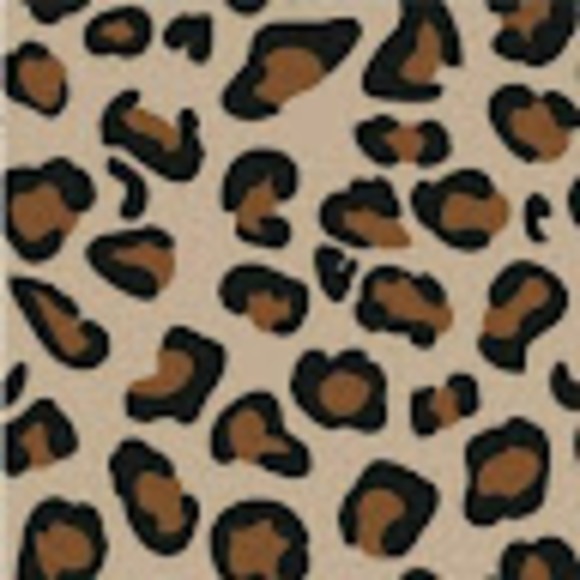 Meet your Posher, Leesa - Picture 1 of 1